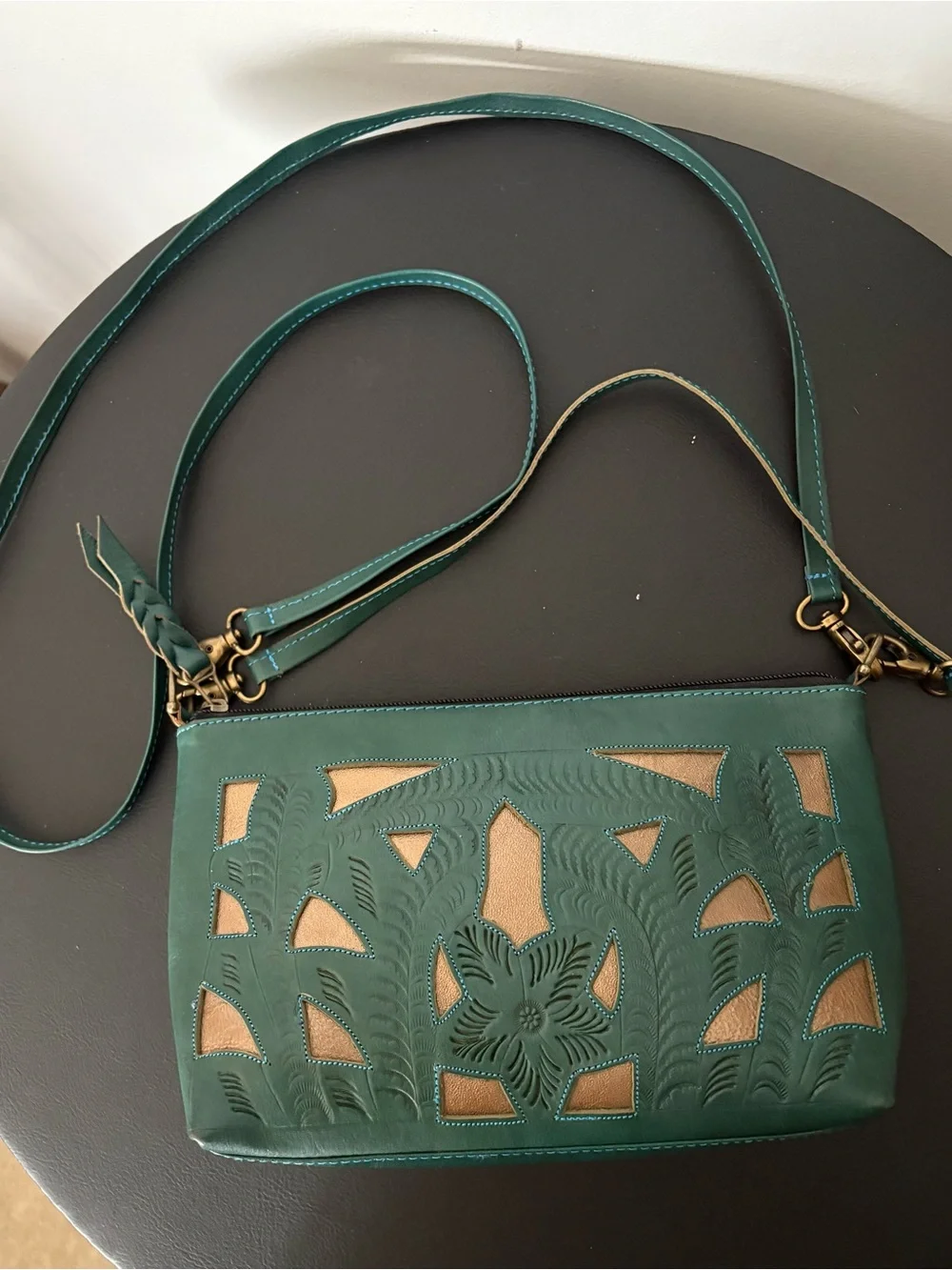 Leaders in Leather Crossbody Bag Green Hand-Tooled Floral Cutout Vintage